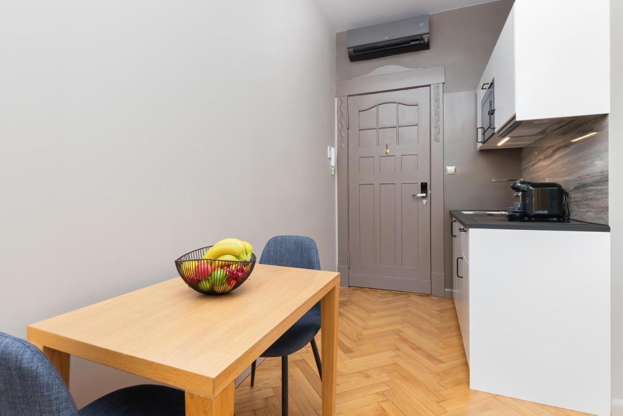 Sopot Rivoli Apartments Near The Beach & Pier By Noclegi Renters Extérieur photo