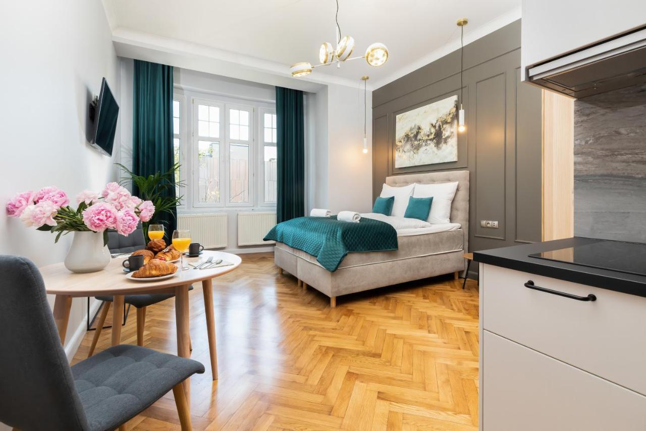 Sopot Rivoli Apartments Near The Beach & Pier By Noclegi Renters Extérieur photo